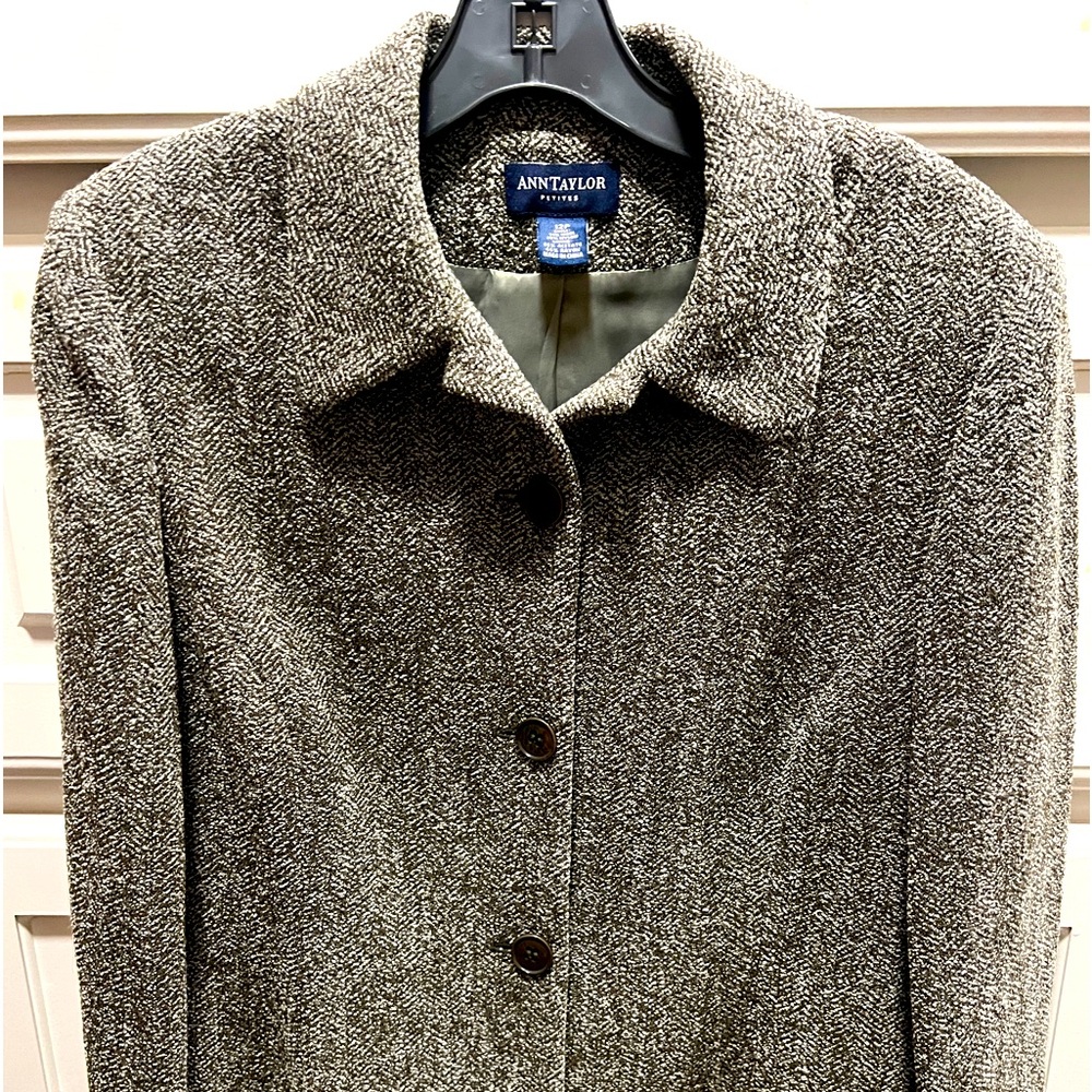 Olive green Ann Taylor Ladies Blazer size 12P.